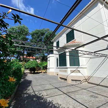 Casa Da Avó Luísa * Funchal (Madeira)